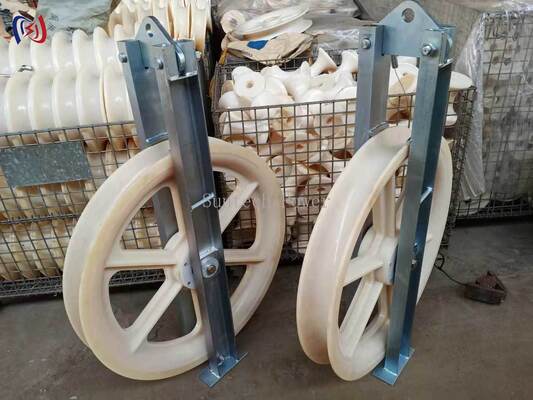 بلوک سیم‌کشی سری سنگین 660 برای کشش ولتاژ بالا هادی‌های انتقال با قطر بزرگ