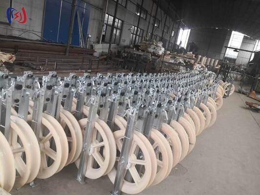 بلوک سیم‌کشی سری سنگین 660 برای کشش ولتاژ بالا هادی‌های انتقال با قطر بزرگ