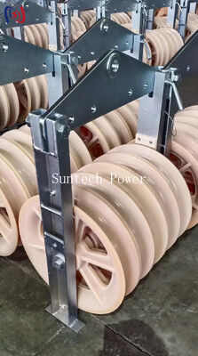 بلوک رشته ای سری ۱۰۴۰ برای کشیدن ولتاژ بالا از هادی های انتقال قطر بزرگ