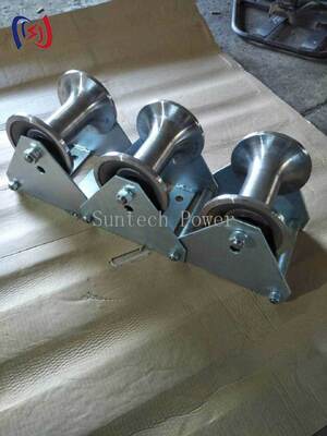 حرفه ای 10-20KN بار نامی کابل Pithead رولر با مقاومت در برابر خوردگی ساخت پائین پلی اتیلن برای حفاظت از ورود سوراخ