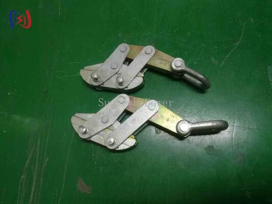 SKG سنگین وظیفۀ بیایید در کنار کلیمپ 50-200KN برای ضد پیچ و خم طناب فولادی 11-30mm سیم گیرنده