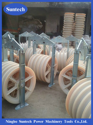 بلوک‌های بند نایلونی 822 میلی‌متری ACSR 630 MC نایلونی برای رسانا