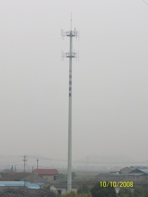 سایت ساختمانی High Light Telecom Mast Tower Steel Q235 Q420